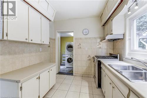 83 Graham Avenue S, Hamilton, ON - Indoor Photo Showing Laundry Room