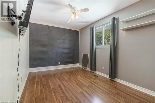 34 Rita Avenue, Hamilton, ON - Indoor Photo Showing Other Room