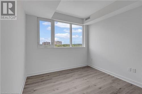 2007 James Street Unit# 707, Burlington, ON - Indoor Photo Showing Other Room