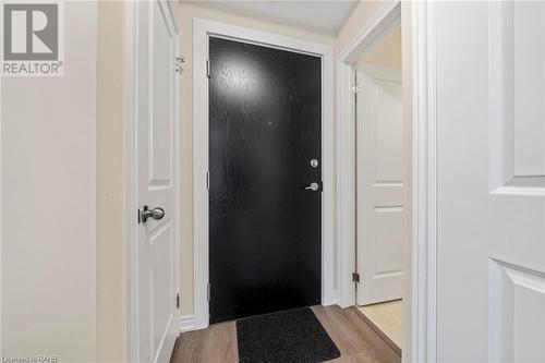 2750 King Street E Unit# 215, Hamilton, ON - Indoor Photo Showing Other Room