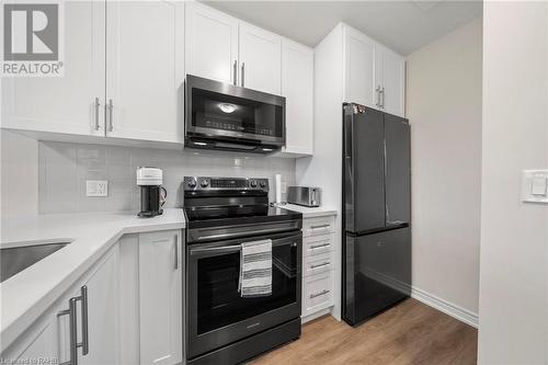 2750 King Street E Unit# 215, Hamilton, ON - Indoor Photo Showing Kitchen