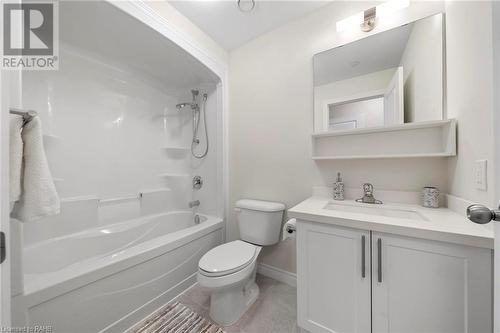 2750 King Street E Unit# 215, Hamilton, ON - Indoor Photo Showing Bathroom