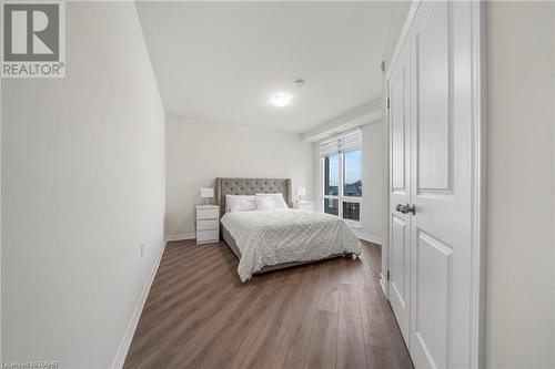 2750 King Street E Unit# 215, Hamilton, ON - Indoor Photo Showing Bedroom