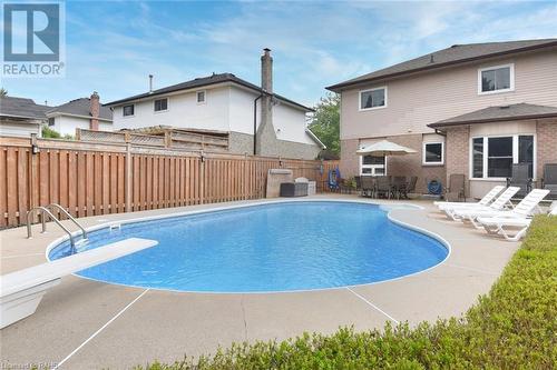 3 Suter Crescent, Dundas, ON - Outdoor With In Ground Pool With Backyard