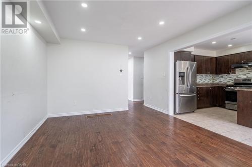 7 Brigham Avenue, Binbrook, ON - Indoor Photo Showing Kitchen With Stainless Steel Kitchen