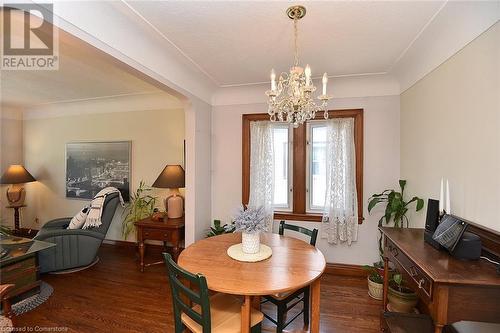 11 Wesanford Place, Hamilton, ON - Indoor Photo Showing Dining Room