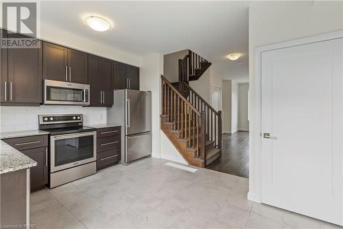 1169 Garner Road E Unit# 29, Hamilton, ON - Indoor Photo Showing Kitchen