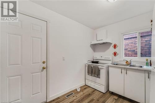 275 Dunsmure Road, Hamilton, ON - Indoor Photo Showing Kitchen