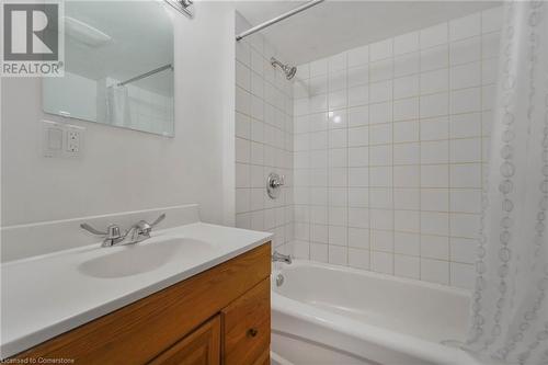 275 Dunsmure Road, Hamilton, ON - Indoor Photo Showing Bathroom