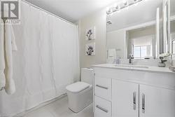 Fully Updated Main Bathroom - 