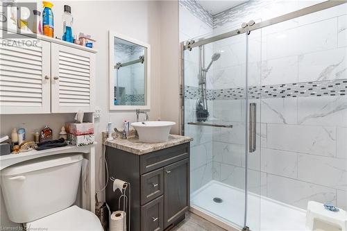 4710 Drummond Road, Niagara Falls, ON - Indoor Photo Showing Bathroom