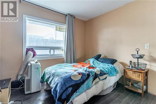 4710 Drummond Road, Niagara Falls, ON - Indoor Photo Showing Bedroom