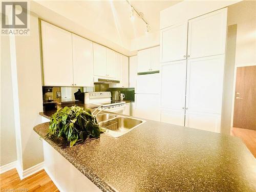 Kitchen - 1 Elm Drive W Unit# 2309, Mississauga, ON - Indoor Photo Showing Kitchen With Double Sink