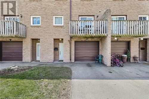 985 Limeridge Road E Unit# 32, Hamilton, ON - Outdoor