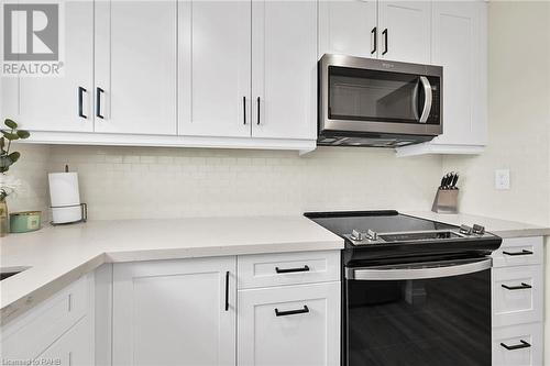 125 Livingston Avenue Unit# 16, Grimsby, ON - Indoor Photo Showing Kitchen