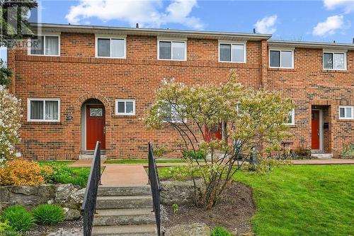 125 Livingston Avenue Unit# 16, Grimsby, ON - Outdoor With Exterior