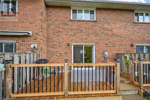 125 Livingston Avenue Unit# 16, Grimsby, ON - Outdoor With Exterior