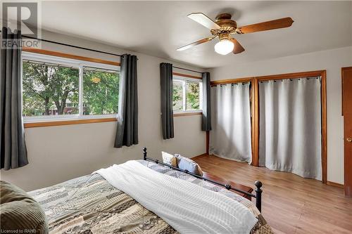 48 Emily Street, Grimsby, ON - Indoor Photo Showing Bedroom