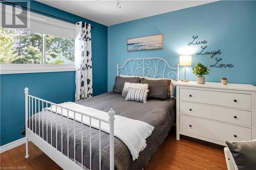 48 Emily Street, Grimsby, ON - Indoor Photo Showing Bedroom