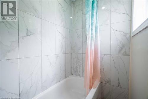 127 Robins Avenue, Hamilton, ON - Indoor Photo Showing Bathroom