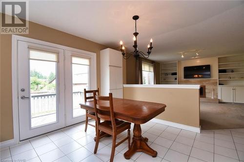 43 Glenayr Street, Hamilton, ON - Indoor Photo Showing Dining Room