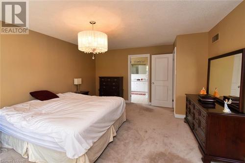 43 Glenayr Street, Hamilton, ON - Indoor Photo Showing Bedroom