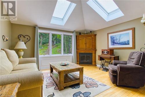 341 Main Street W, Grimsby, ON - Indoor Photo Showing Living Room With Fireplace