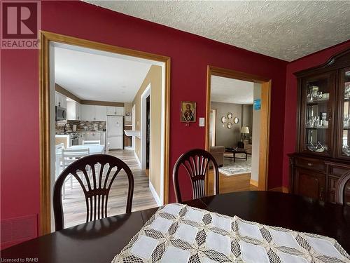 Dining room - view of living room and kitchen - 407 Melanie Crescent, Ancaster, ON - Indoor Photo Showing Dining Room