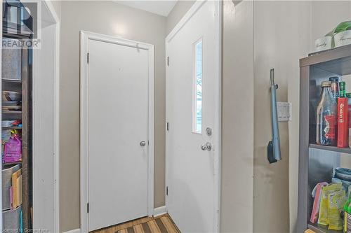 29 Clarendon Avenue, Hamilton, ON - Indoor Photo Showing Other Room