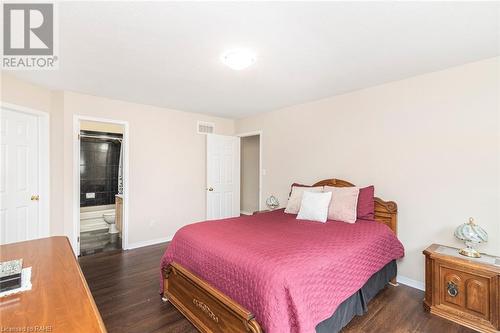 9 Whiterock Avenue E, Mount Hope, ON - Indoor Photo Showing Bedroom