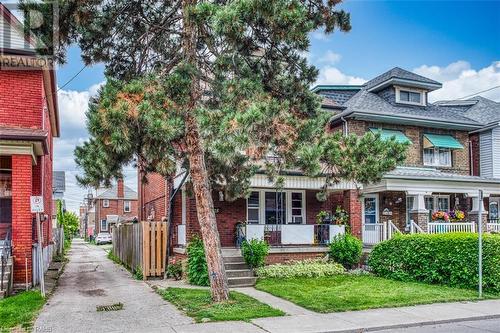 25 Chestnut Avenue, Hamilton, ON - Outdoor With Facade