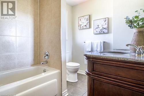 58 Hillcrest Avenue, Hamilton, ON - Indoor Photo Showing Bathroom