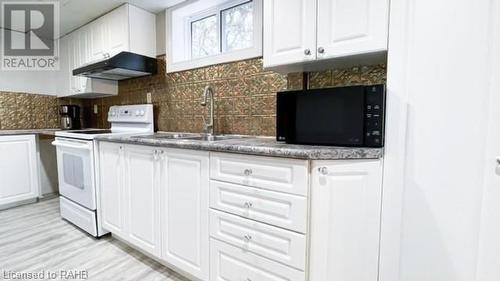 179 Orchard Drive, Ancaster, ON - Indoor Photo Showing Kitchen