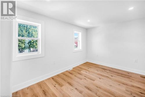 262 Robert Street, Hamilton, ON - Indoor Photo Showing Other Room