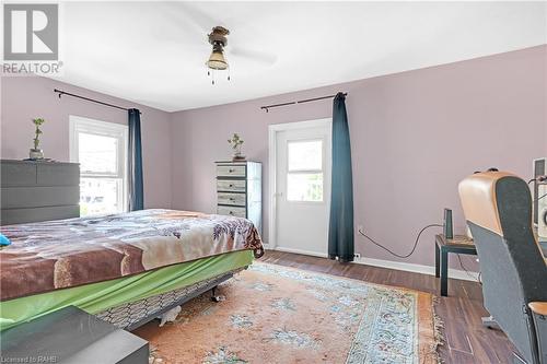 107 Maple Avenue, Welland, ON - Indoor Photo Showing Bedroom