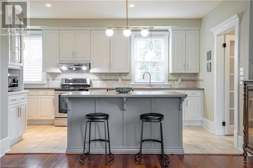 3769 Main Street, Jordan Station, ON - Indoor Photo Showing Kitchen With Upgraded Kitchen