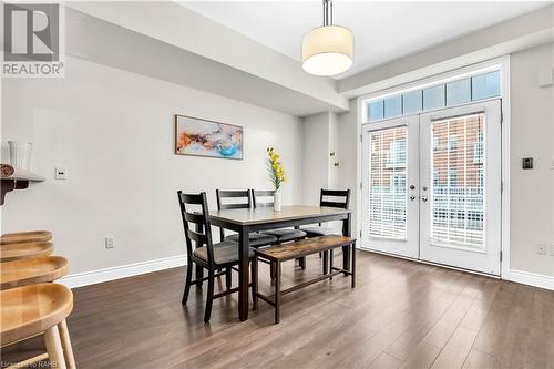 2082 Pine Street, Burlington, ON - Indoor Photo Showing Dining Room