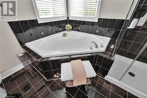 46 Redtail Crescent, Hamilton, ON - Indoor Photo Showing Bathroom