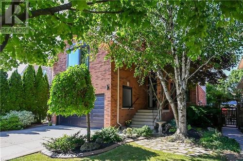 46 Redtail Crescent, Hamilton, ON - Outdoor