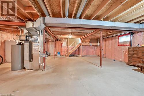 46 Redtail Crescent, Hamilton, ON - Indoor Photo Showing Basement