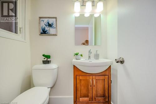 5219 Banting Court Unit# 77, Burlington, ON - Indoor Photo Showing Bathroom