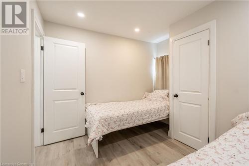 68 Harrison Avenue, Hamilton, ON - Indoor Photo Showing Bedroom