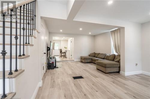 68 Harrison Avenue, Hamilton, ON - Indoor Photo Showing Other Room