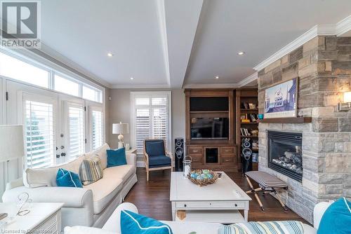 67 Alma Street, Dundas, ON - Indoor Photo Showing Living Room With Fireplace