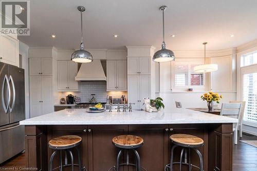 67 Alma Street, Dundas, ON - Indoor Photo Showing Kitchen With Upgraded Kitchen