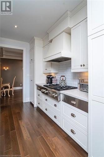 67 Alma Street, Dundas, ON - Indoor Photo Showing Kitchen