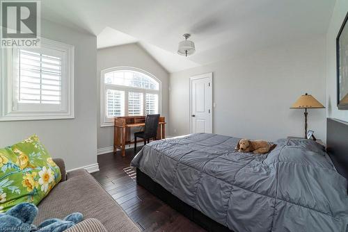 67 Alma Street, Dundas, ON - Indoor Photo Showing Bedroom