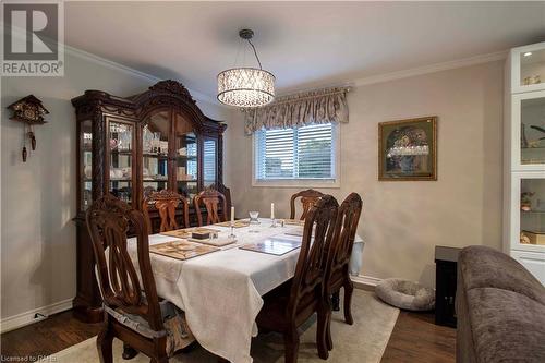 65 Blueridge Crescent, Brantford, ON - Indoor Photo Showing Dining Room