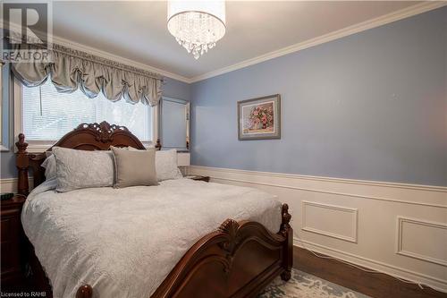 65 Blueridge Crescent, Brantford, ON - Indoor Photo Showing Bedroom