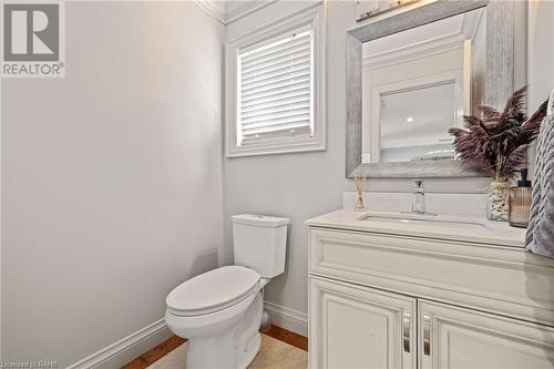 71 Stonepine Crescent, Hamilton, ON - Indoor Photo Showing Bathroom